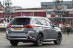 Mitsubishi Outlander PHEV 2015 года (UK)
